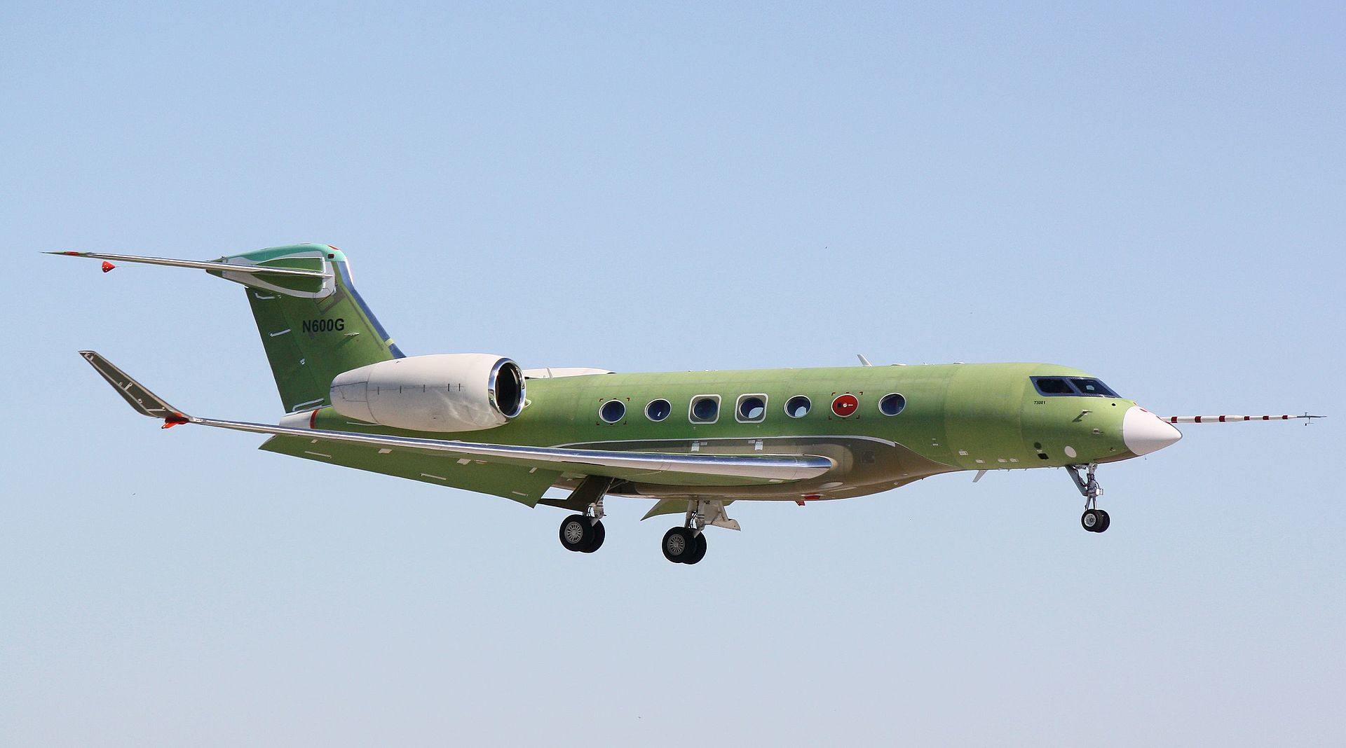 A plane with a turbofan engine.