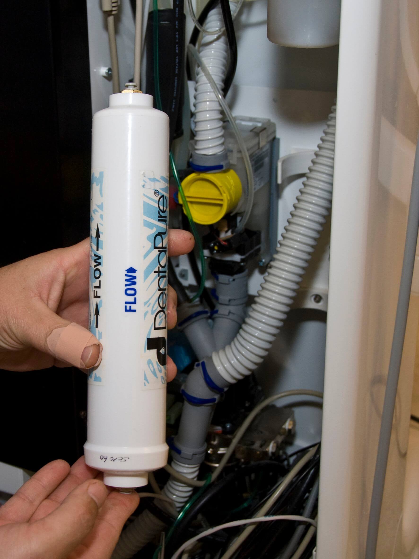 A water purification cartridge 