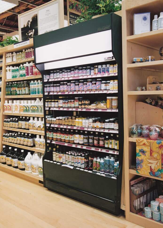 Refrigeration showcase in a grocery store